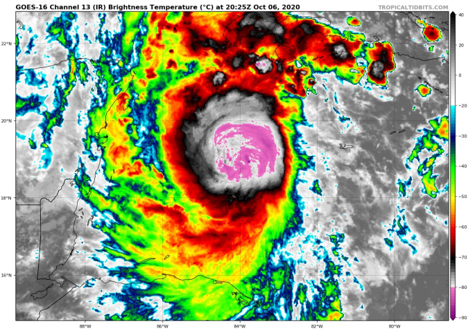 SammyMaggio's tweet photo. ***MAJOR HURRICANE #DELTA - ADVISORY 9 - 5 PM EDT 10/6/20***
215 mi ESE of Cozumel, Mexico
CATEGORY 4 // MAX SUSTAINED: 145 MPH
Moving WNW at 17 MPH
Pressure: 956 mb
TS Watch discontinued for La Habana, Cuba
NEXT ADVISORY: 8 PM EDT
#MajorHurricaneDelta @NHC_Atlantic https://t.co/cpcDUQxDzt