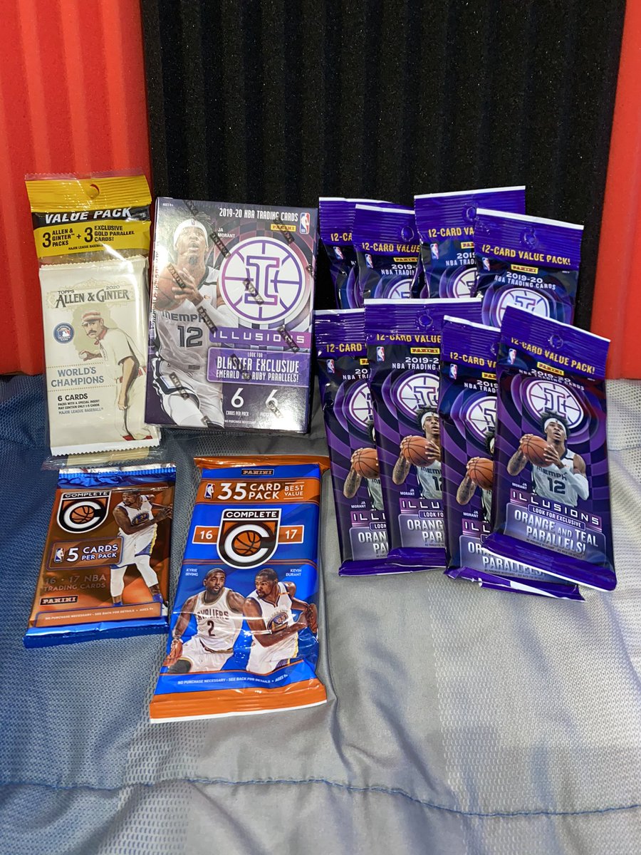 SwiperX_'s tweet photo. LETS GO BABYn we live and opening packs come through!
https://t.co/BrWVul3atc
@twitchpromoters @sme_rt 
#panininfl #panini #twitch https://t.co/So4uVQBUiS