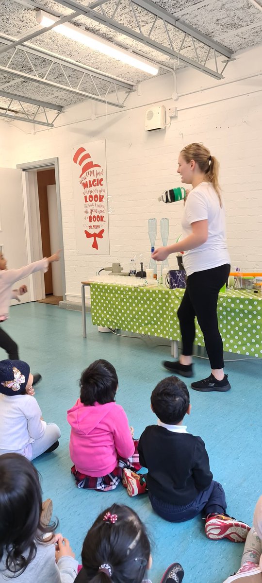 ElizabethSelby's tweet image. #scienceeducation #scienceworkshops