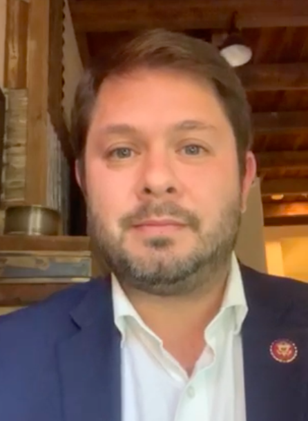 Agradecidos a Mariachi Sirenas por su música, a
@RepRubenGallego y @alejchave por sus palabras y a todos por inspirar a nuestros estudiantes y hacernos sentir orgulloso de nuestra #HerenciaHispana    

Thanks to <a href="/d97Spanish/">OP97 Spanish FLES</a> and #HolmesHawks for making it happen #WeAreD97