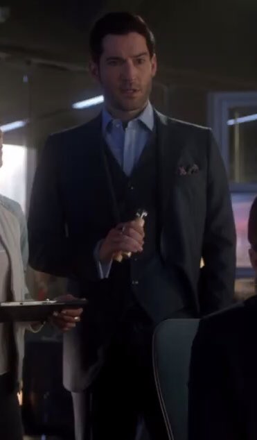 Lucifer’s wardrobe in 3x23 Quintessential DeckerstarHis suits this episode are beautiful