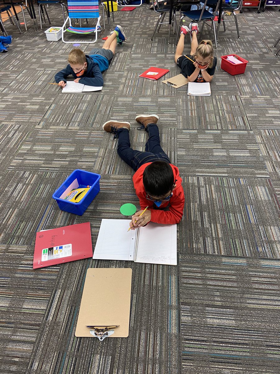 MrsStich2ndSGR's tweet photo. We did lots of writing and proofreading today! #fixingmistakes @sgrspuds https://t.co/feL1uYTOLG