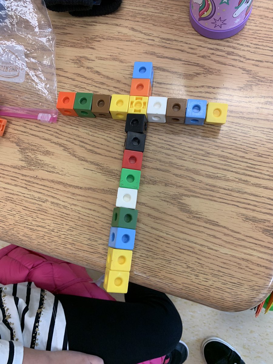 LysMasc's tweet photo. What does 20 look like? Using cubes we figured out that 20 looks like a lot of different things! @St_Andrew145 #gradeoneandtwo https://t.co/VggIZQ8hvn