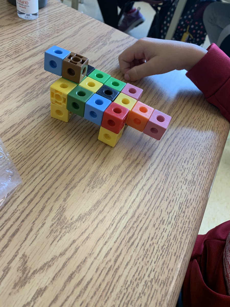 LysMasc's tweet photo. What does 20 look like? Using cubes we figured out that 20 looks like a lot of different things! @St_Andrew145 #gradeoneandtwo https://t.co/VggIZQ8hvn