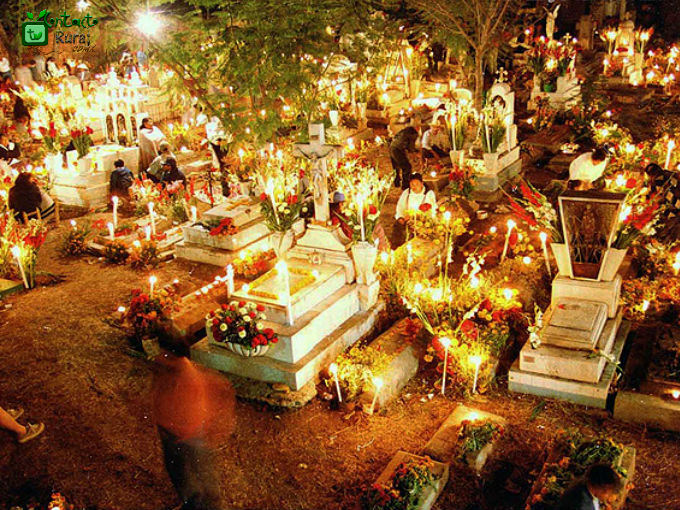 TVContactoRural's tweet photo. Debido a la pandemia de #Covid_19 el alcalde de Tláhuac, Raymundo Martínez,  informó que el festejo de #DíaDeMuertos en Mixquic no podrá llevarse acabo de forma masiva debido a que la demarcación se encuentra en alerta roja por el virus. 

#Mixquic #Mictlan #Tláhuac #CDMX https://t.co/oEhQhqm79Z