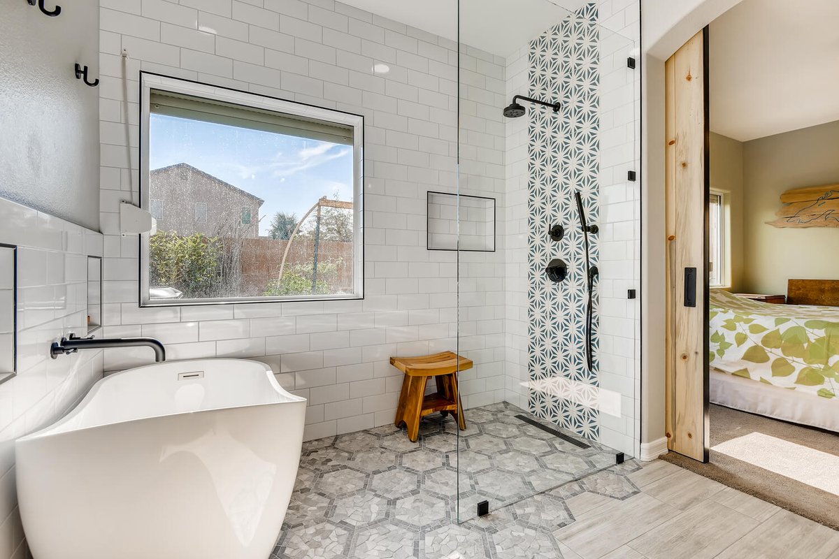 ~ Our latest project! Designs have NO LIMITS! ~
                                  ✨🛁🚿✨
#JerezeeConstruction #BarnDoor #Remodel #BathroomRemodel #Designs #Inspiration #FreeStandingTub #Pebble #Tile #AccentWall