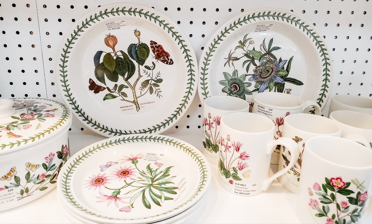 Antique_Trove's tweet photo. Bringing the outside in 🌱🌿
#antiquetrove #antiquetroveroseville #antique #retro #vintage #nevertheusual #beoriginal #shoproseville #eclectic #textures #farmhouse #cottage #midcentury #collectibles #bohostyle https://t.co/VuvgSJE24k