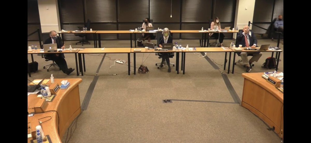 Would you be comfortable sitting closer to your colleagues than this? Our classrooms are not this big!
<a href="/JMartin4Schools/">JimMartin4Schools</a> @HeatherForWake @votekeithsutton <a href="/Roxie4Wake/">Roxie Cash</a> @Lindsay4Wake <a href="/Monika4Schools/">Monika For Schools</a> @Christine4Wake <a href="/HeagartyWCBOE/">Heagarty4Schools</a> <a href="/BillFletcherNC/">Bill Fletcher</a>  <a href="/wake_ncae/">Wake NCAE</a>