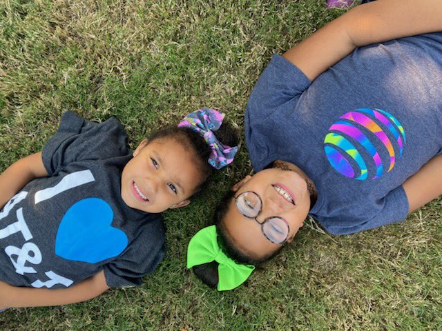 Anjna_Patel_'s tweet photo. We’ve got the CUTEST brand ambassadors around! Check out Grayson, Oliver, Noverra, and Noelani celebrating Serve Customers First Week. #TeamPatel #servecustomersfirst #CareServesCustomersfirst #PerfectionbyPatel https://t.co/8paEUZmdo0