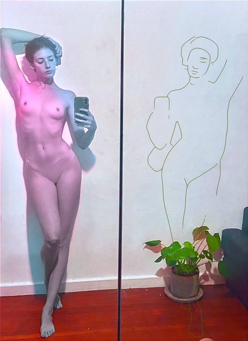 Watch 𝕝𝕖𝕟𝕒's leaked NSFW photo on TwXstars