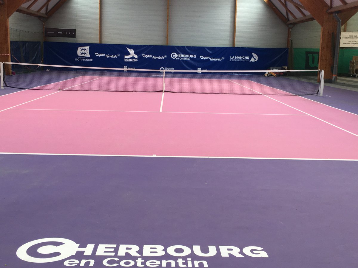50_open's tweet photo. J - 4
Le site prend vie !
Les tribunes sont en cours de montage,
Le village prend forme, les bénévoles masqué sont à fond !
Les services municipaux assurent les transports de matériels.
Tout doit être prêt pour l'arrivée des joueuses .
Reprise des travaux ce matin ( Mercredi ) https://t.co/Rnmmwmur4D