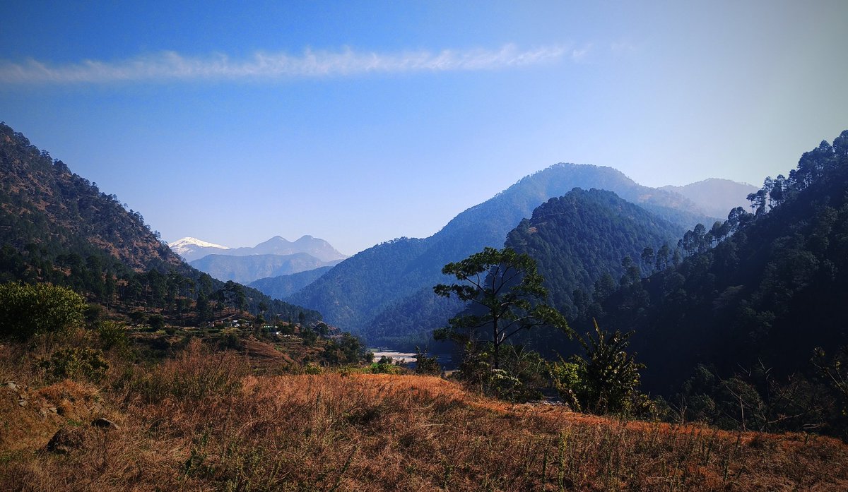 PrithviSamta's tweet photo. केदार कांठा 
#Uttarakhand #himlaya https://t.co/sBkmxREMYl
