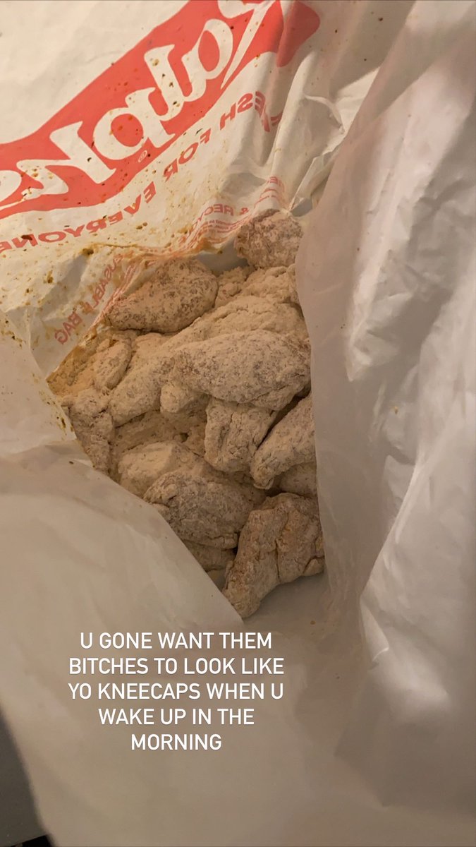 DemetriusHarmon's tweet image. i got drunk and made hot lemon pepper wings