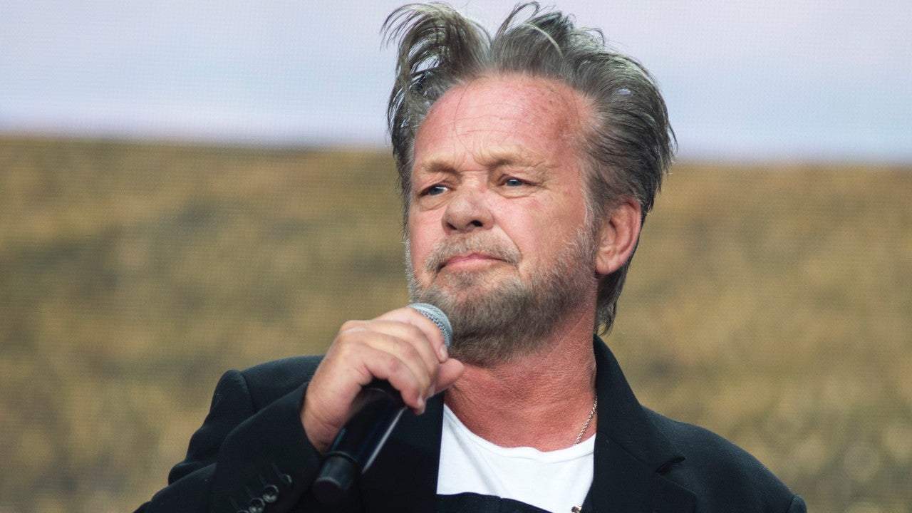 Happy Birthday to John \Cougar\ Mellencamp.
(7 October 1951) 