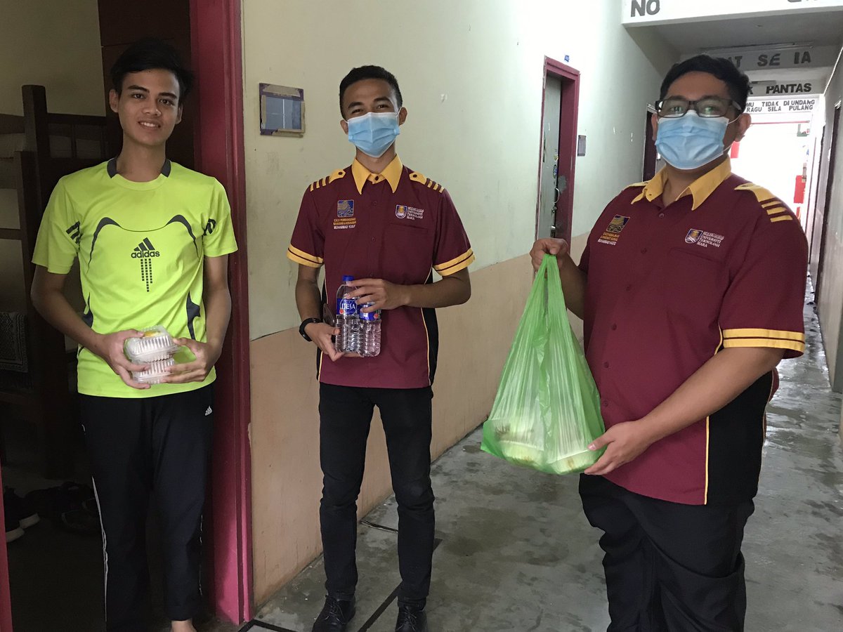 HaziqHishamudin's tweet photo. 7 Oktober 2020

Saya dan barisan @MPPUiTMKAG telah menjalankan pengagihan sarapan percuma kepada mahasiswa yang menginap di kolej-kolej kediaman UiTM Kampus Alor Gajah.

#MPPCare #SiswaJagaSiswa #ExcoKebajikan https://t.co/3ndRx4YwAt