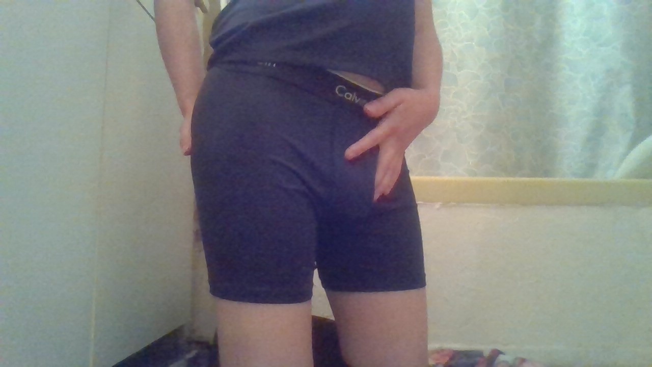 New boxer briefs. So much better. heh ? 
https://t.co/KaCndLTj5S

#gay #twink #sellingcontent https://t