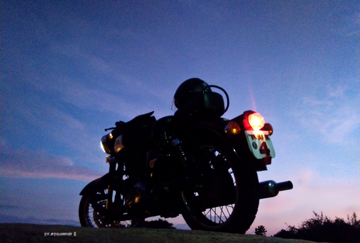sky_saravanan's tweet photo. #skysaravananclicks #sky #Evening #RE #royalenfield #classic #classic350 #tn33 #4 #nokia61plus #Evening #sunset #sunsetphotography #mobilephotography #eveningstill https://t.co/4QDTGNPQcX