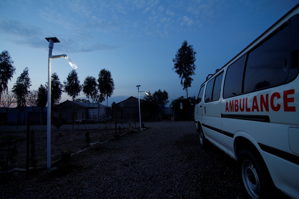 literoflightpak's tweet photo. A remote mother &amp; children hospital lit up with solar street lights after it was isolated from the grid.

#literoflight #UNHCR #UNDP #UnitedNations #SDGgoals #SDG7 #Jalozai #IDPCamp #KPK #Refugees #Pakistan https://t.co/4oi8Dne8gL