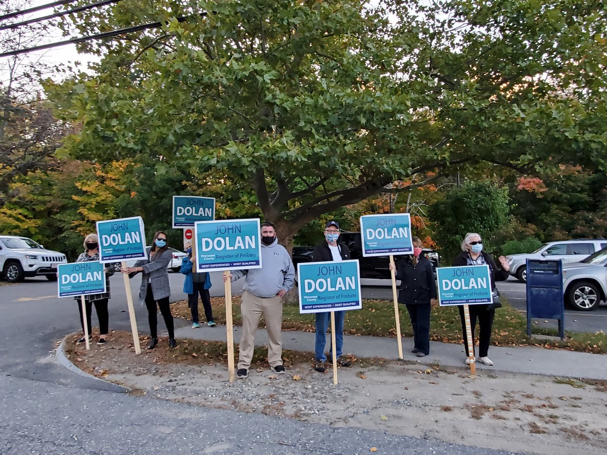 JohnDolan2020's tweet photo. Team Dolan in #BOLTON for standout with John Cronin and the Bolton DTC. Later they met up with John Dolan in #Boylston!  Counting down the days and the waves until Nov. 3!!  Thanks for the encouragement! https://t.co/nnMh1595Si