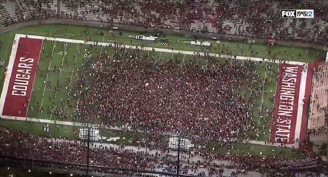 CougSportsNet's tweet photo. How it started:          How it ended: https://t.co/jFUYK9Ng2w