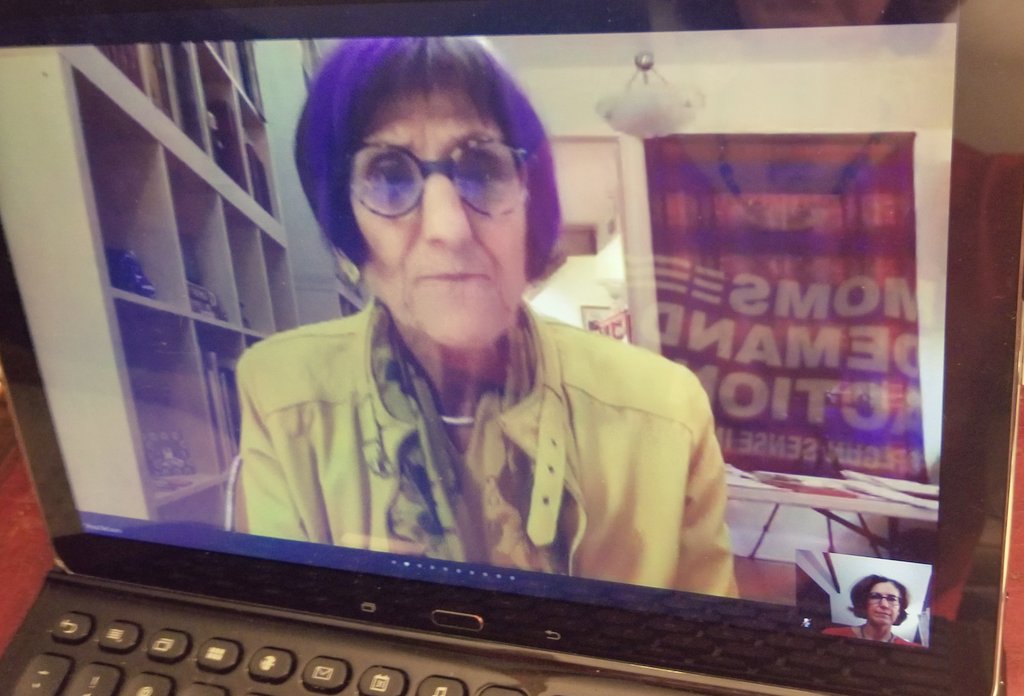 barbsib's tweet photo. My hero! Congresswoman DeLauro is a #GunSense rockstar for CT. THANK YOU @MomsDemand CT for a fantastic GOTV call tonight! Friends, visit https://t.co/x3fosPFSi5 to find gun safety candidates of distinction. Let's get this done! @rosadelauro #ctleg https://t.co/4cBHDtue0A