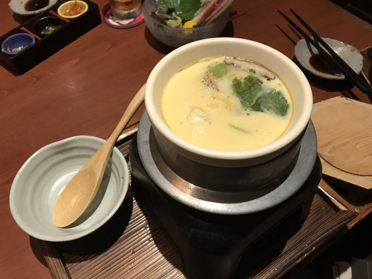 9K64J's tweet photo. おはよーございます☀️

昨日はバカでかい茶碗蒸し食べました笑
茶碗蒸し好きな私としては最高っす笑 https://t.co/whQVoMIxAt