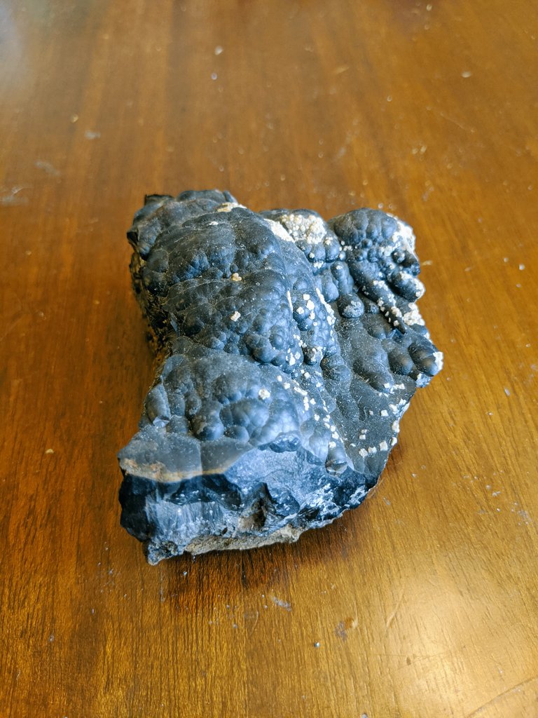 Jane's favorite! Goethite is used as an iron ore and as a pigment in art. King Midas's father's body was wrapped in a shroud dyed golden from geothite, leading researchers to believe the origin of the "Midas Golden Touch" myth was from goethite! #mineral #geology #sedmydearpod