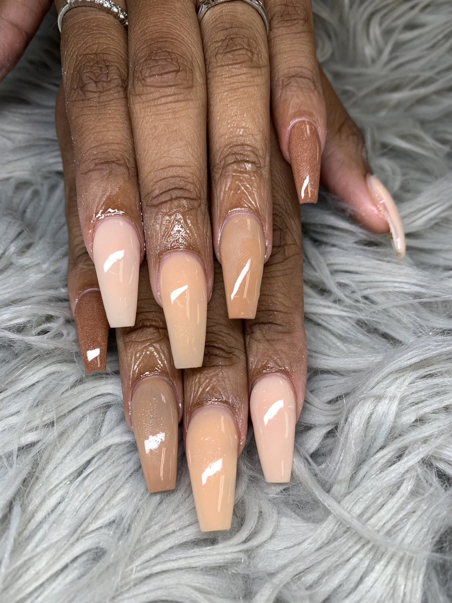 kinahdivine's tweet photo. IG: KinahNailedIt #supportblacknailtechs
#SupportBlackBusiness #rva https://t.co/dnvDpaLFFX
