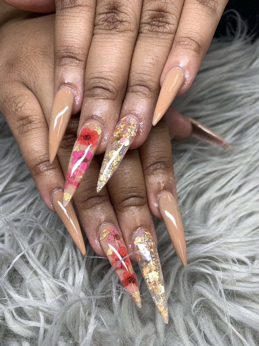 kinahdivine's tweet photo. IG: KinahNailedIt #supportblacknailtechs
#SupportBlackBusiness #rva https://t.co/dnvDpaLFFX