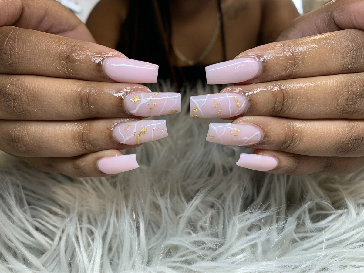kinahdivine's tweet photo. IG: KinahNailedIt #supportblacknailtechs
#SupportBlackBusiness #rva https://t.co/dnvDpaLFFX