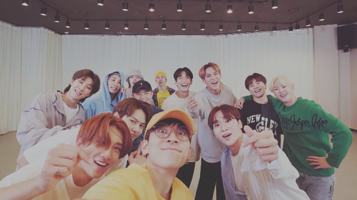 woozioow's tweet photo. 他グル見たあとSEVENTEEN見ると我が家に帰ってきた感半端なくてなんか安心する自分がいる。 https://t.co/Lo8LvQVaXm