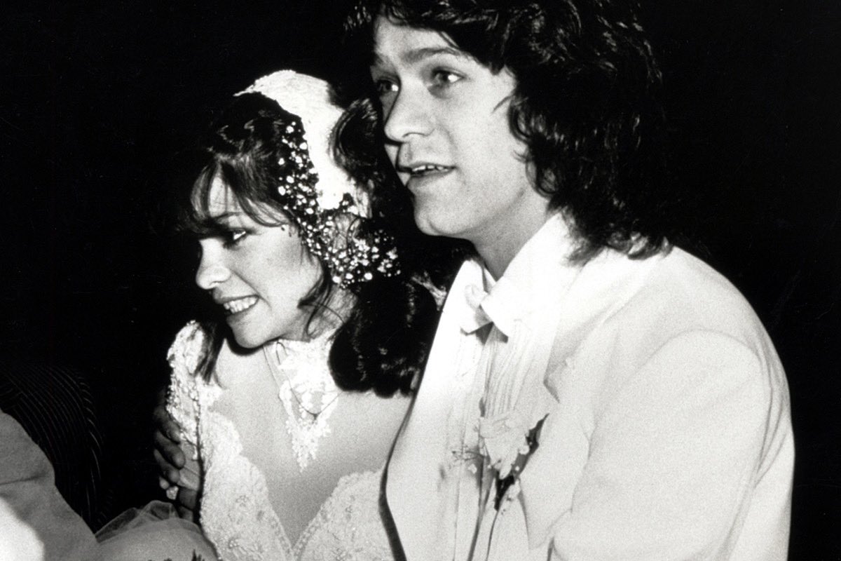 Waktu Eddie berpacaran dengan pelakon popular 80an, Valerie Bertinelli, mereka dianggap pasangan yang paling comel dan cocok. Akhirnya sampai ke jinjang pelamin.