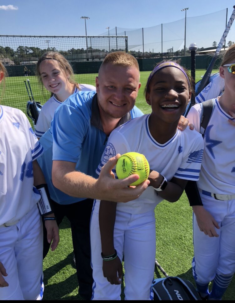 alliewill2024's tweet photo. Happy Coach’s Day to Coach @EricHays86. He’s been my coach since I was 7 years old!!  Thanks for  always believing in me and for helping me reach my goals.  #emcelite #etxelite06 #texasbombersgoldhays #scrapyarddawgs #impactgoldnationalhays https://t.co/bq0vK3FRFB