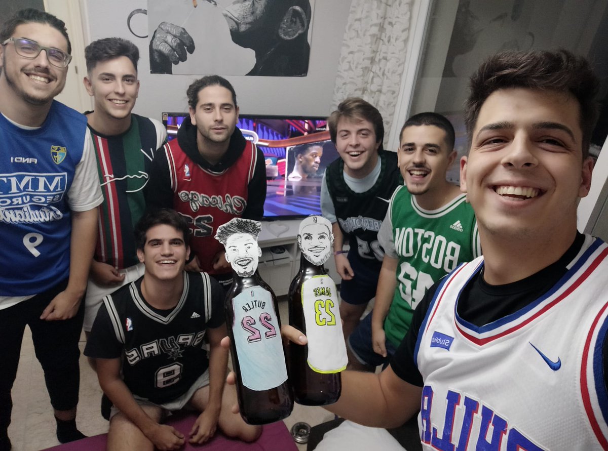 #UnaFinalQueNoEsNormal porque  Caruso no se rapaaaaaaaaaaaa <a href="/MovistarNBA/">NBA en Movistar Plus+</a>