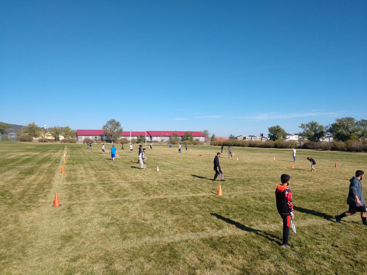 Speedminton this week with 6-8. First time for me and my students on Speedminton. Great to have all students back in school! 🏸