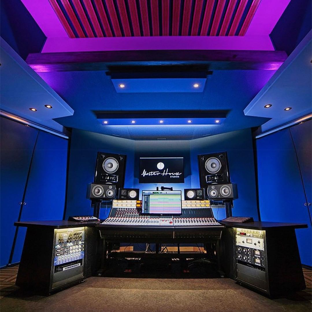 Avid's tweet photo. 🔥 IMPRESSIVE — Master House Studios in Doral, Florida
📷 https://t.co/CNaSS0NPYQ
▶️ https://t.co/4vSB1ePnkL
#studio #masterhouse #recording #mixing #daw #protools #avid https://t.co/k0qnaxtKHt