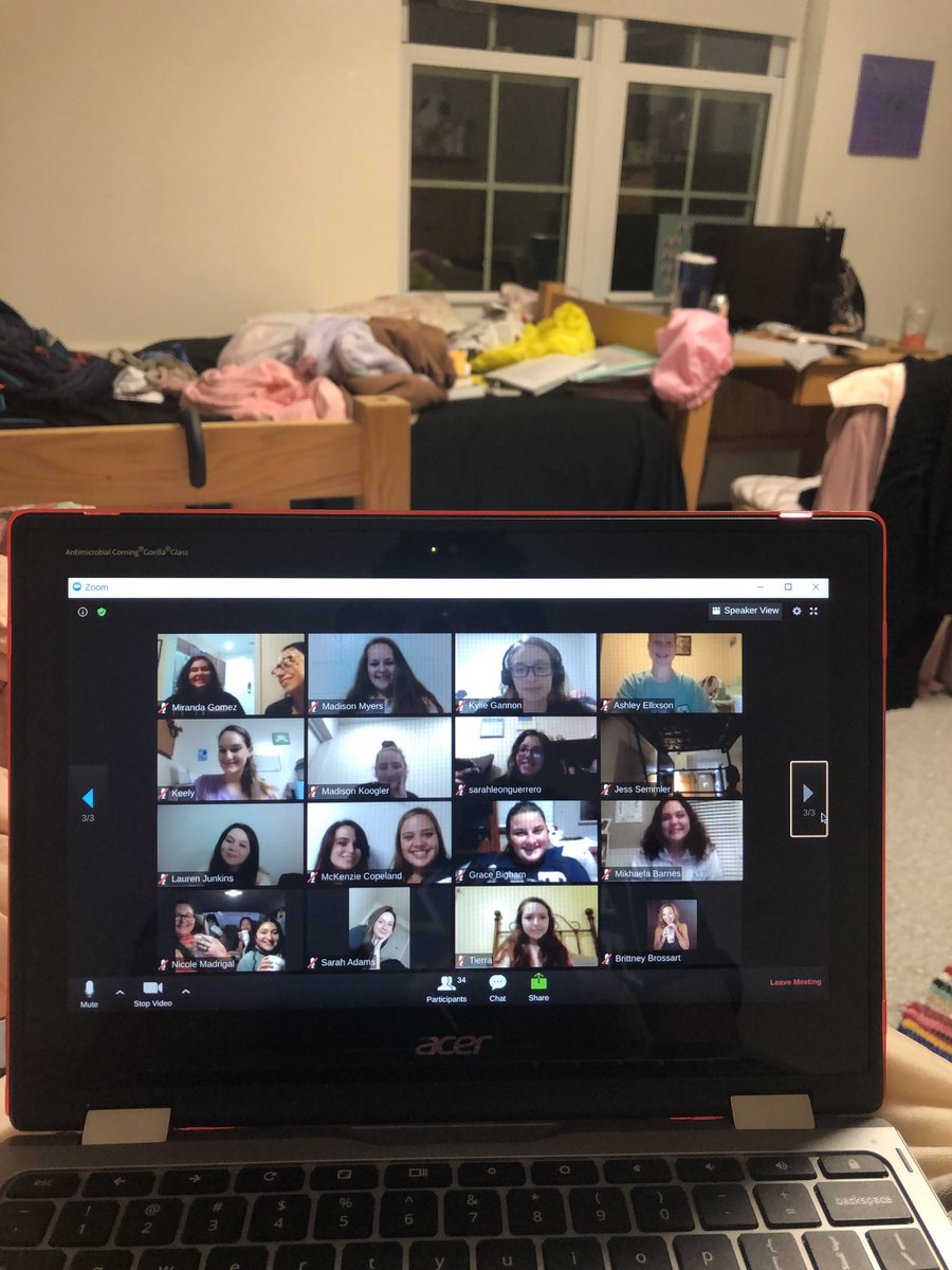 Getting to know sisters from the Chi capter a bit more! Thanks a bunch for tonight <a href="/astshepherd/">alpha sigma tau ♡ su</a> 💚💛