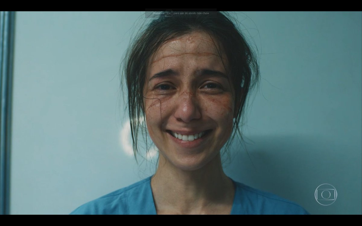 ZAMENZA's tweet photo. "Só falta você pra foto do crachá."

QUE IMAGEM!!!!!!!! QUE CENA!!!!!!MARJORIE ESTIANO, O EMMY É SEU!!!!! #SobPressao #SobPressaoPlantaoCovid https://t.co/gjrO8Ebp9i