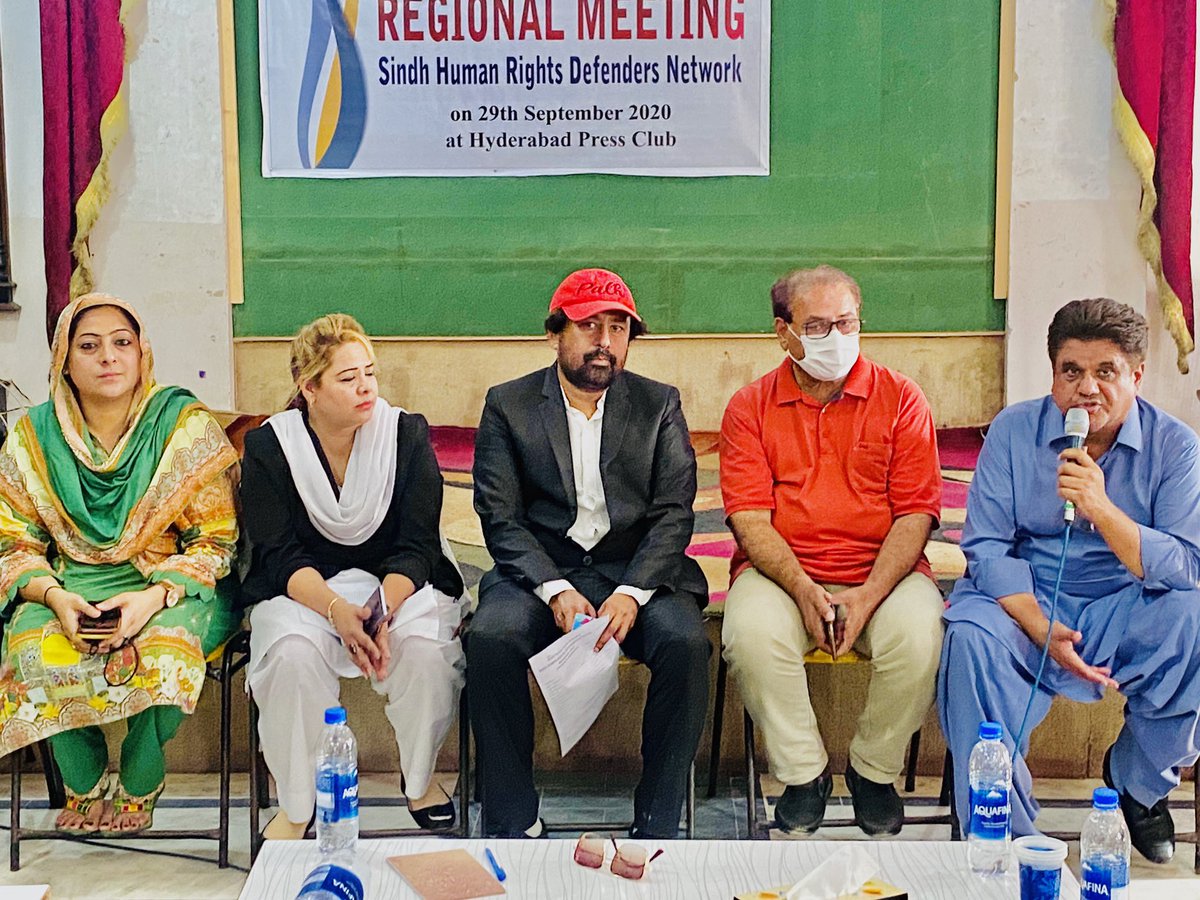 ZHALEPOTO's tweet photo. #SindhHumanRightsDefenders
Meetup on #humanrightsviolation from #domesticviolence to #enforceddisappearances
House resolved tht #HRIssue r linked wd democratisation of #PakistaniSociety
&PresenceOf #RuleOfLaw
So w must fight4A democratic-plural-progressive Pak🇵🇰
@a_siab
@fbhutto https://t.co/XdtQgtiQiq