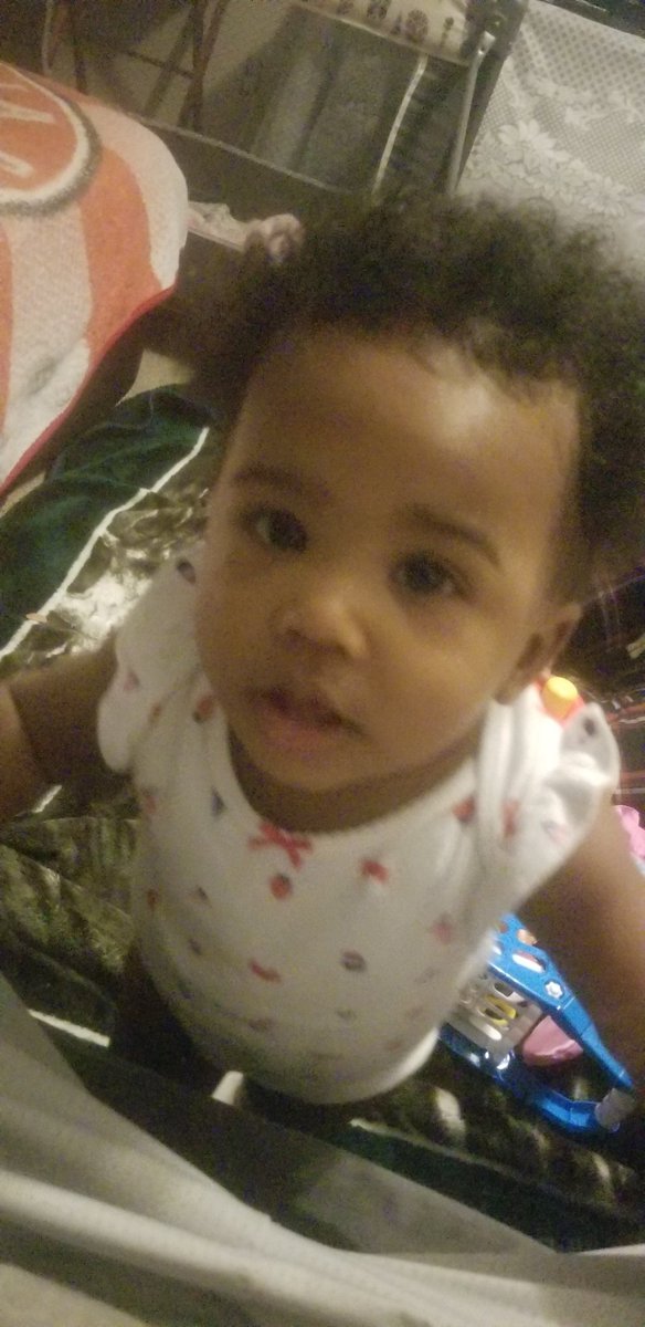 Coach_Williams1's tweet photo. My lump lump is growing up too fast... She is now 10 months old.  This child is 100mph from the time she wakes up til the time she goes to sleep.  @bssldy2 #JorjaRaye #WilliamsStrong https://t.co/hrvSMxXQrI