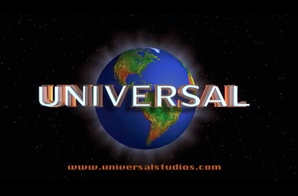 Universal logo dissolves into the hot Egyptian sun. Universal always tries to pull that crap. Not as often as Dreamworks, but that's not saying much.