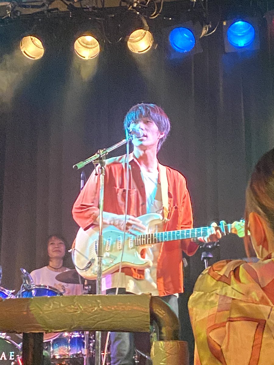 kusanagi1059's tweet photo. #やろうよマグフジ2020
プログラム6 #flowrence
常葉大生とOB!この日の為のクリープハイプSpecialコピーバンド♪
うまい。。現役感バリバリでした!!女子ドラマーのamiちゃんは草薙でも話題になった個人練習量NO1確実者!そしてやっぱ上手い。しびれます。
若さあふれるステージでした! https://t.co/XNrX0KnGEw