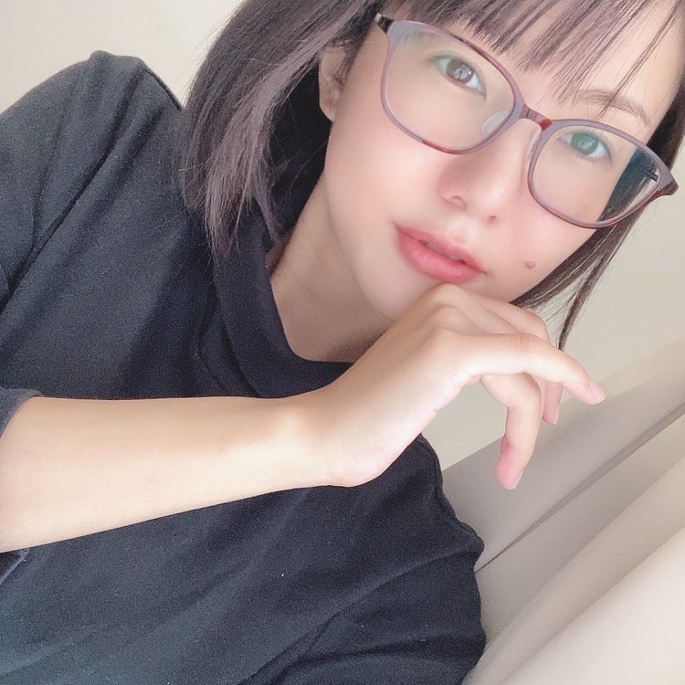 ウインク練習中 ウインク練習中