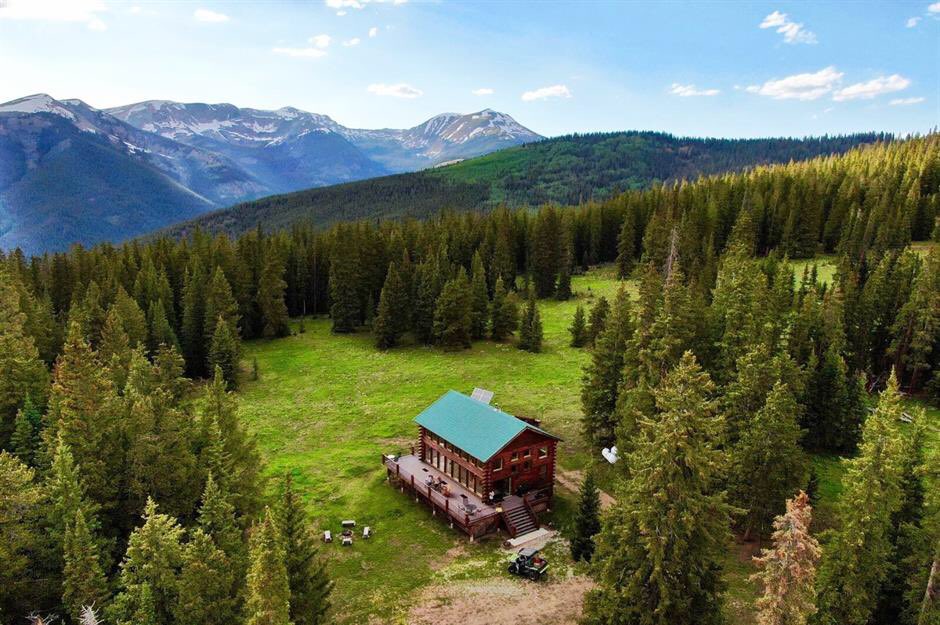 Some people want a big house, a fancy car &amp; lots of money.

Some people want a tiny cabin in the middle of nowhere far away from people like that.