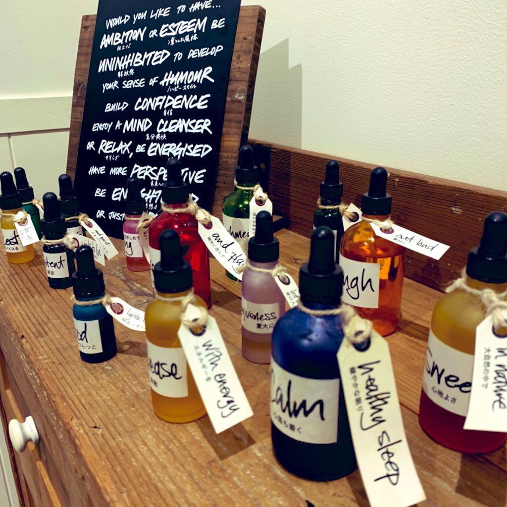 LUSH シナシージア 小物 タバコグッズ www.zagrebtrans.hr