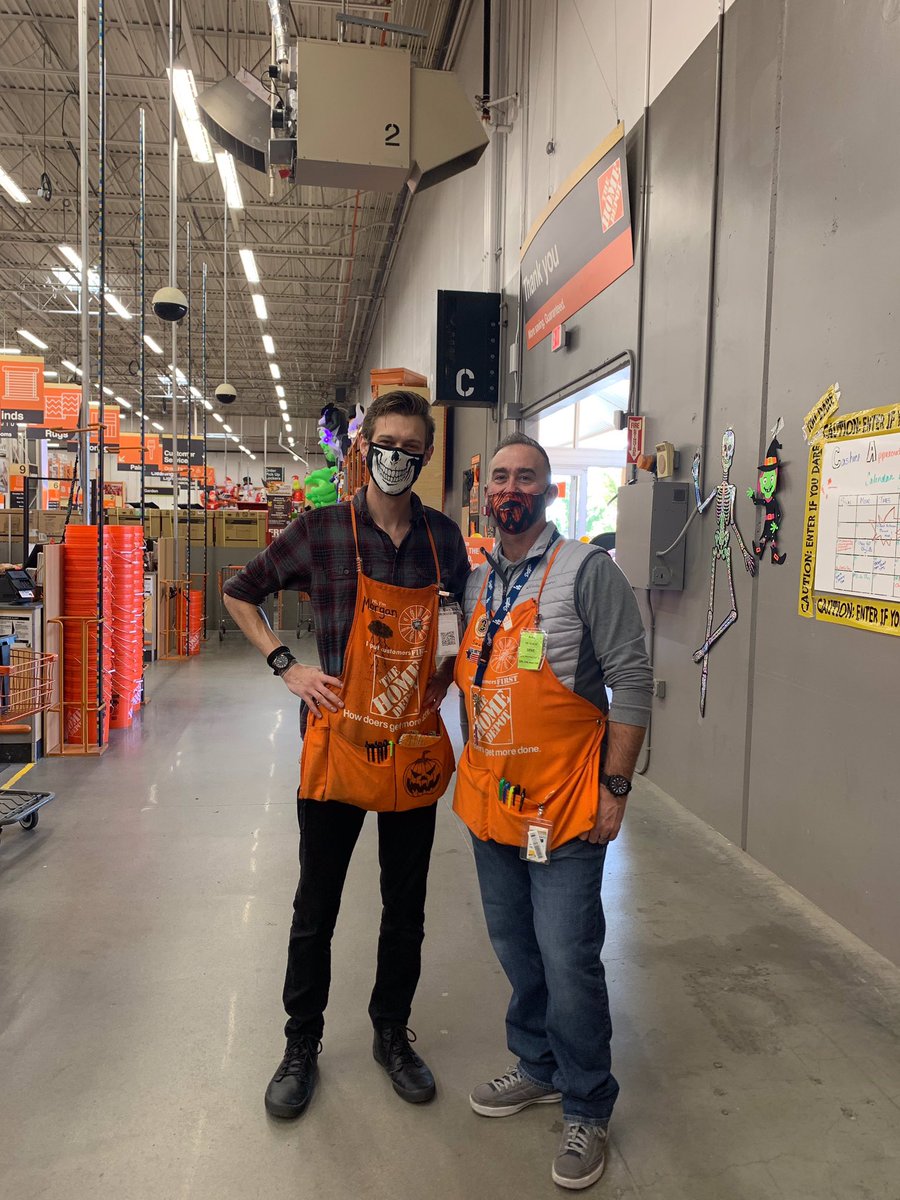 MeridianHD1804's tweet photo. Halloween? No, around here it is Homerween and CAM! So our cashiers are having a little fun with their masks! We thank our Cashiers and Front End for the work they do everyday! #camappreciation #homerween @HDdistrict143 https://t.co/42Mt2yraDV