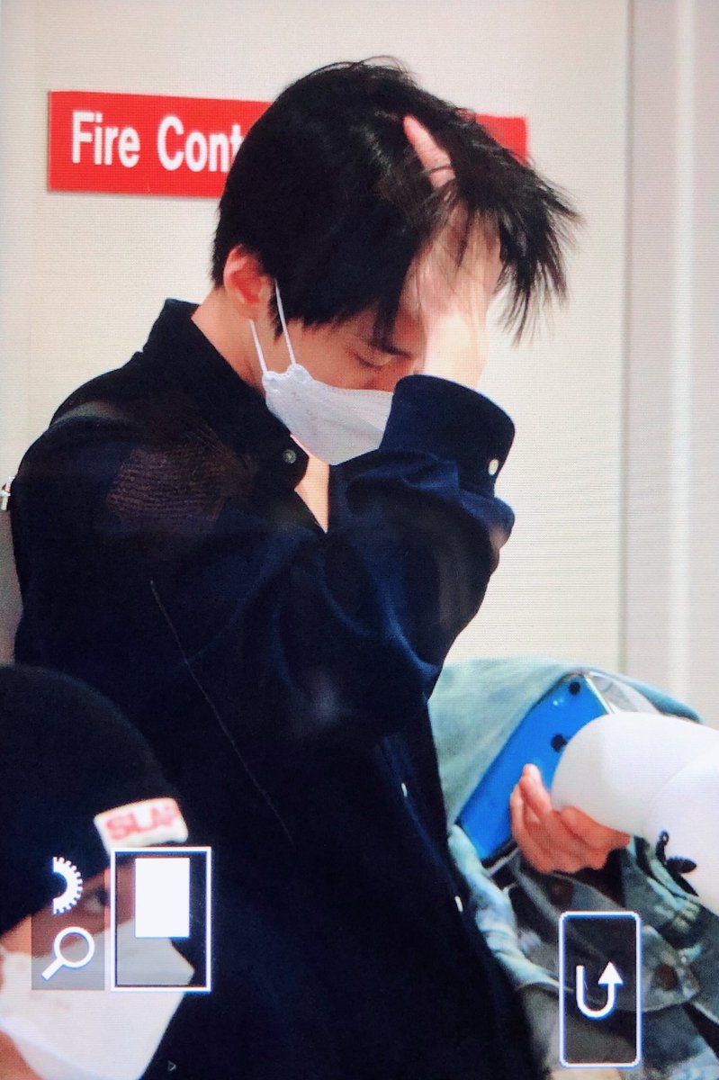 AHCOFFlClAL's tweet photo. 206969 — going to Manila City Jail. 💜
#SYREL #사이러 https://t.co/EGoc3keHXT