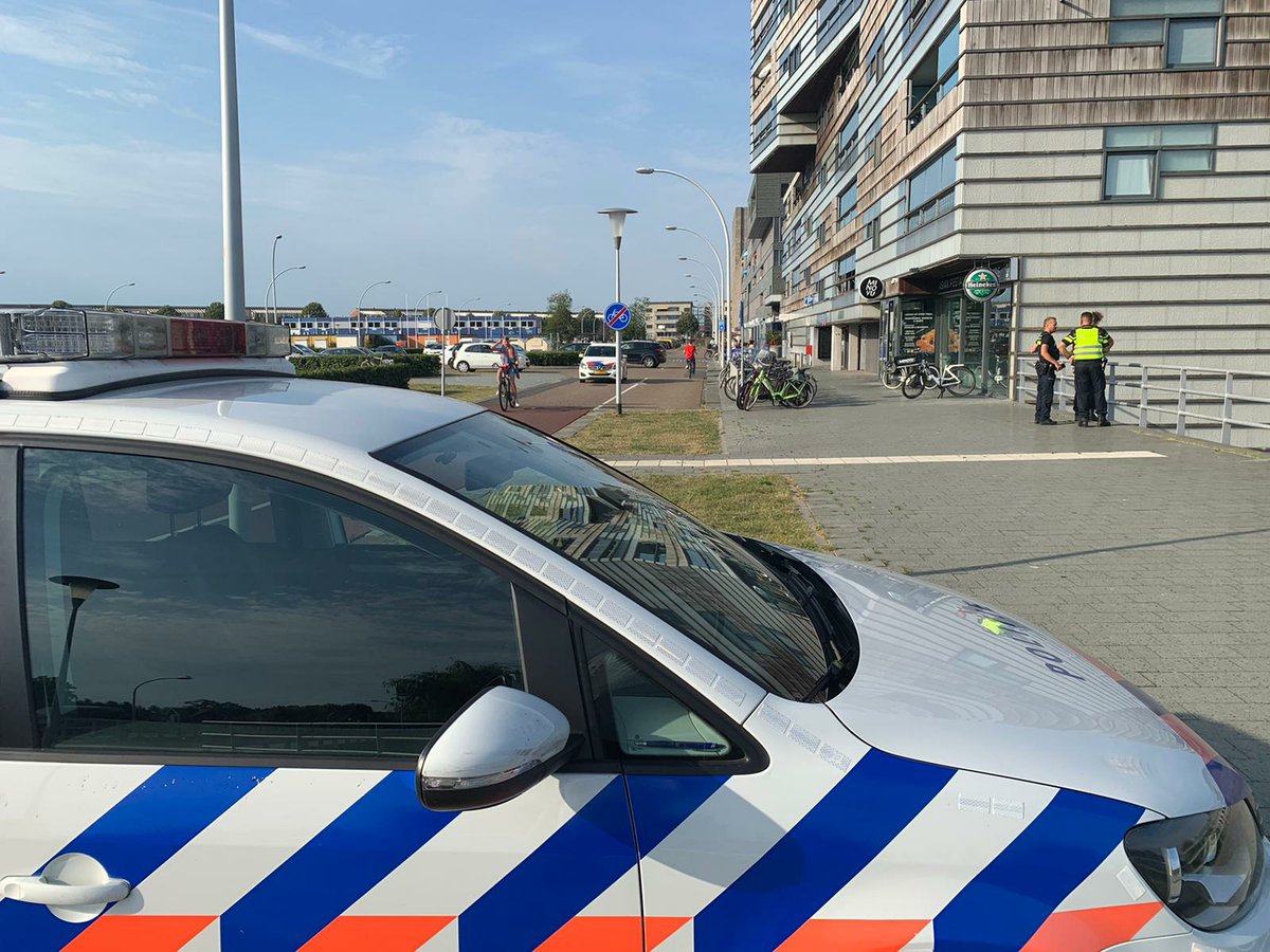 Opsporing verzocht: Overvaller bekogeld met kroepoek en maaltijd door restauranthouder