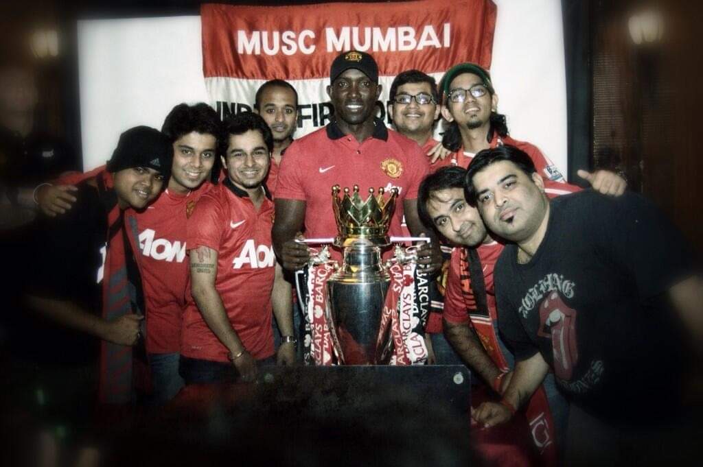 Lastly, will like to end with this small anecdote on how the club has changed just in the last few years. 1st: Dwight Yorke with the last League title we won at our Official home in Mumbai. 2nd: Ronny Jensen at a venue 5 mins (walking) away from our home cause SPONSORS/BRANDS.