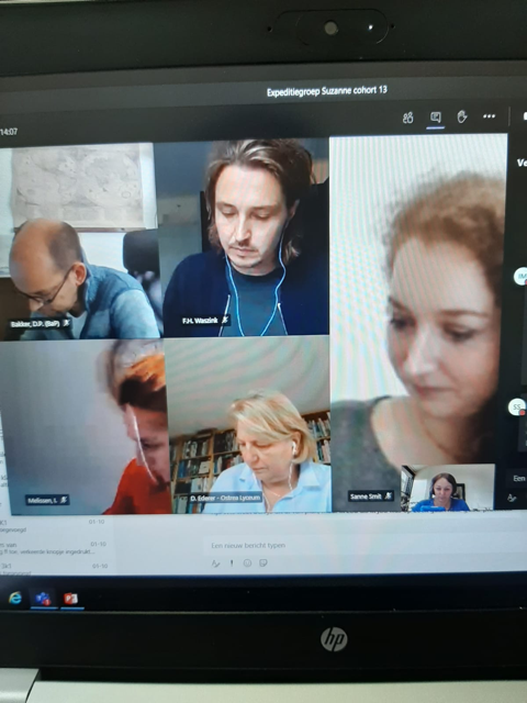 LOFvoordeleraar's tweet photo. Iedereen volop online aan de slag tijdens #deweekvanLOF. Mooi om te zien, bedankt LOF-leraren! Aanmelden voor workshops donderdag en vrijdag kan nog! https://t.co/qRsoG91fsm https://t.co/ZwlRdEonsx